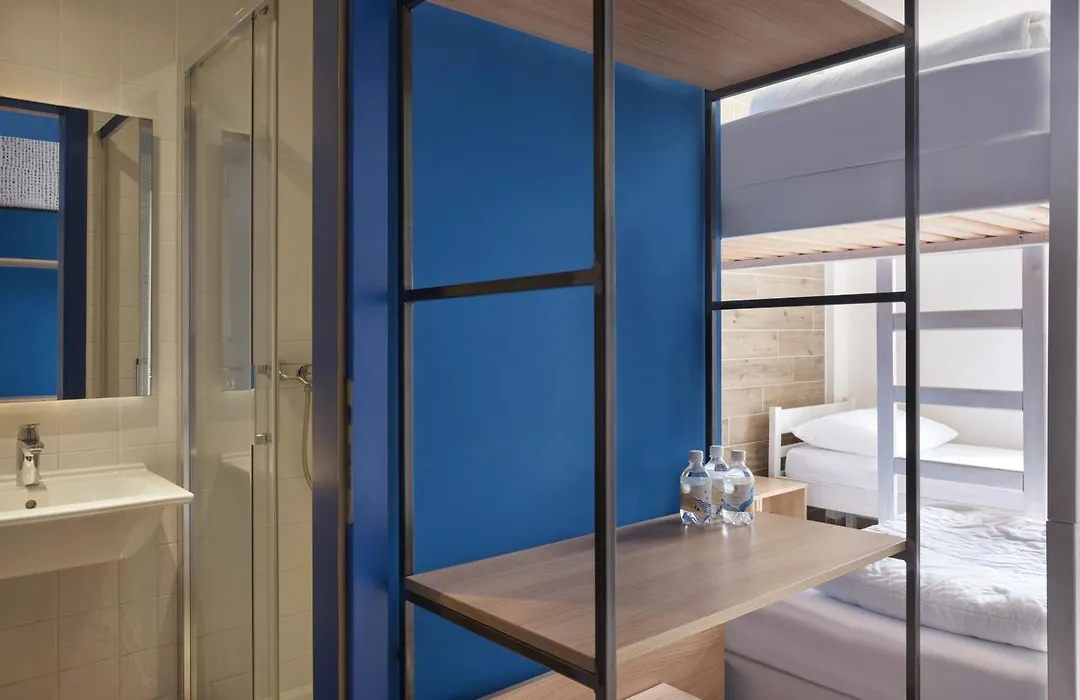 Hostel Link-1